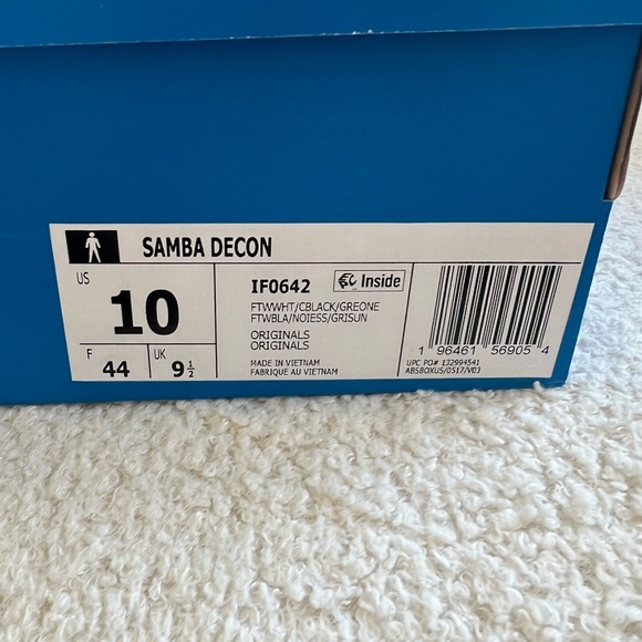 In box/Like NEW! Adidas Samba Decon Shoes - Picture 4 of 11